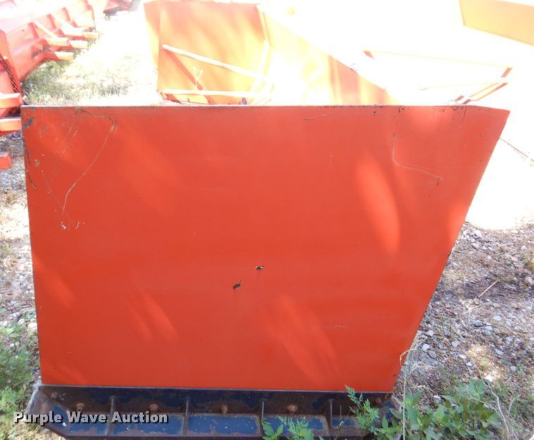 image for item KF9679 Wheel loader snow pusher