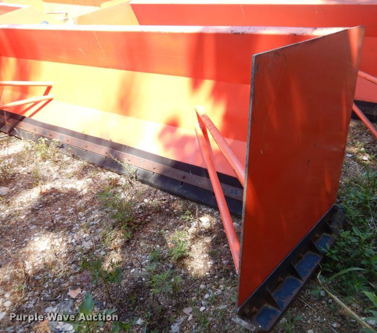 image for item KF9679 Wheel loader snow pusher