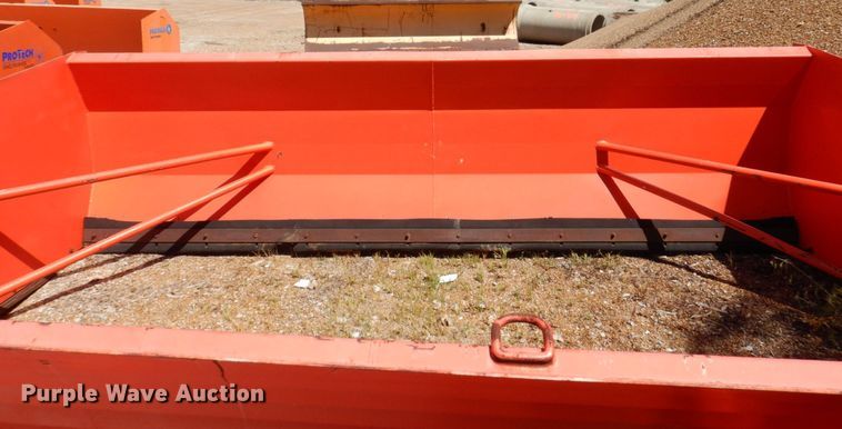 image for item KF9682 Wheel loader snow pusher