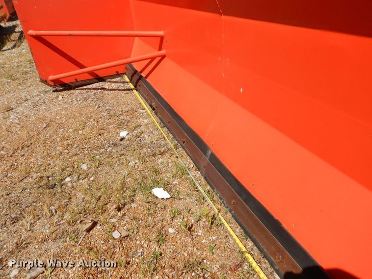 image for item KF9682 Wheel loader snow pusher