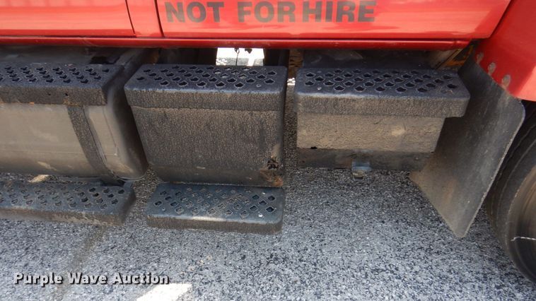 image for item KF9690 2005 GMC C7500  Crew Cab flatbed truck