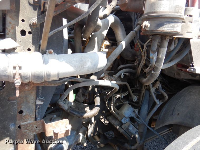 image for item KF9690 2005 GMC C7500  Crew Cab flatbed truck