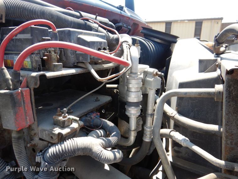 image for item KF9690 2005 GMC C7500  Crew Cab flatbed truck