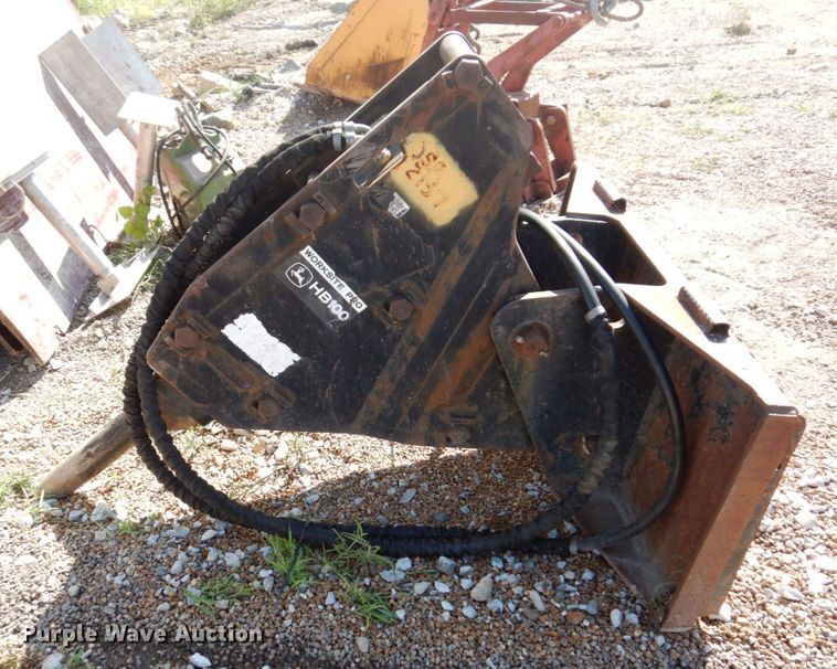 image for item KF9695 John Deere HB100  skid steer breaker