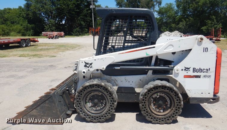image for item KI9353 2016 Bobcat S510  skid steer loader