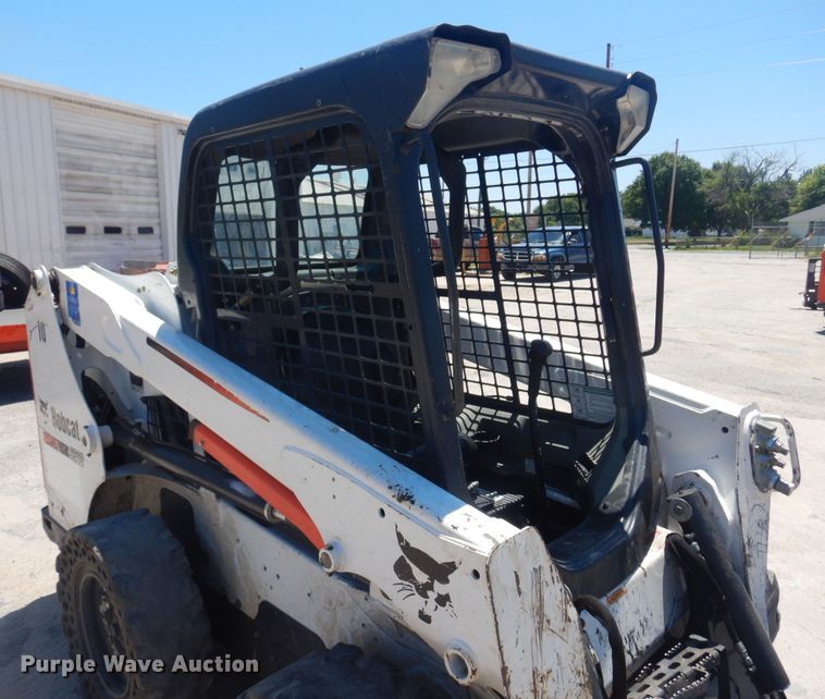image for item KI9353 2016 Bobcat S510  skid steer loader