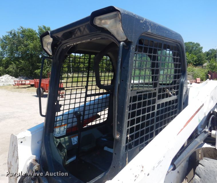 image for item KI9353 2016 Bobcat S510  skid steer loader
