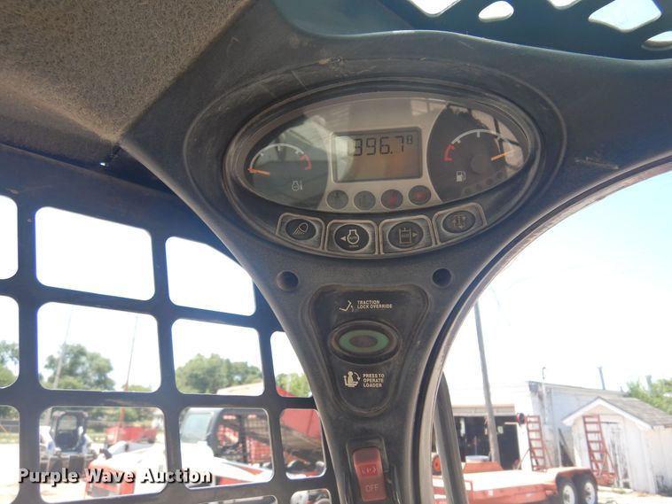 image for item KI9353 2016 Bobcat S510  skid steer loader