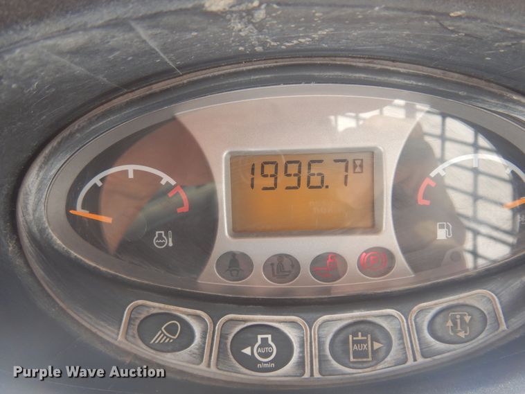 image for item KI9353 2016 Bobcat S510  skid steer loader