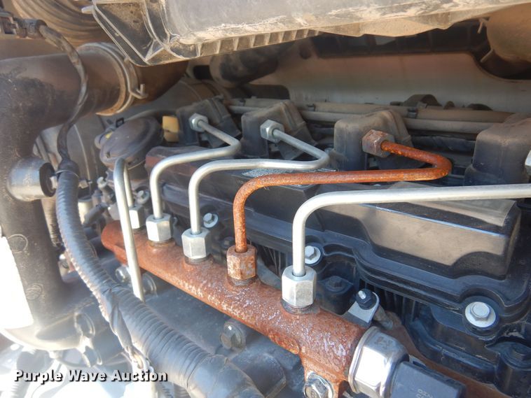 image for item KI9353 2016 Bobcat S510  skid steer loader