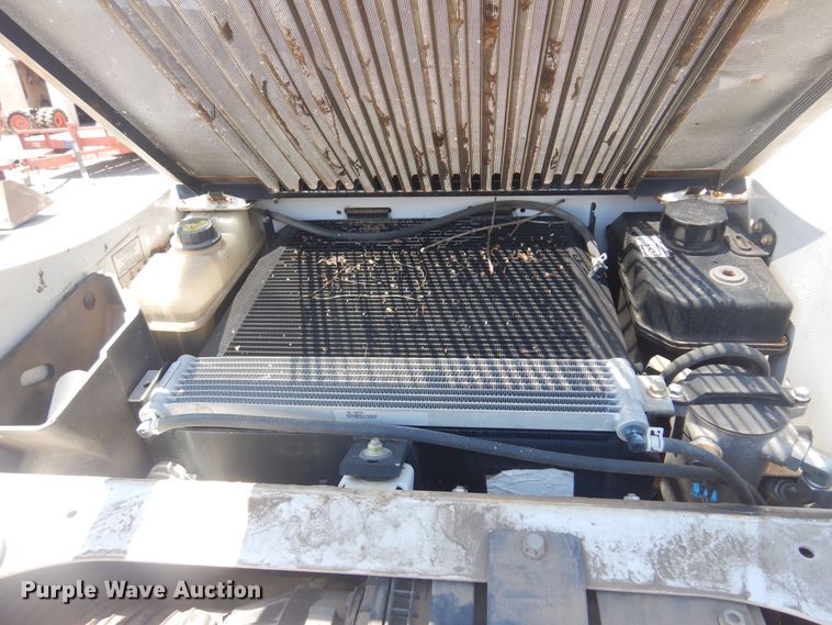 image for item KI9353 2016 Bobcat S510  skid steer loader