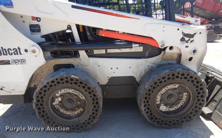 image for item KI9353 2016 Bobcat S510  skid steer loader
