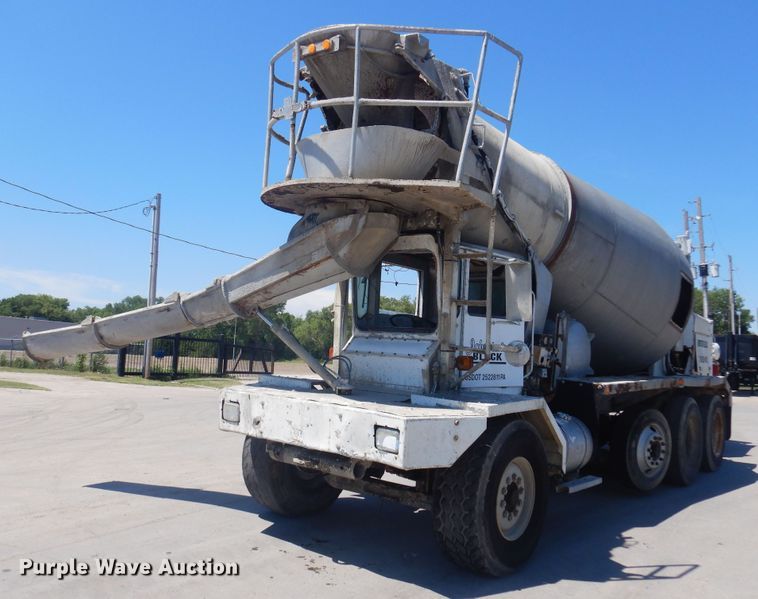 image for item KI9362 1986 Oshkosh  ready mix truck