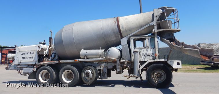 image for item KI9362 1986 Oshkosh  ready mix truck