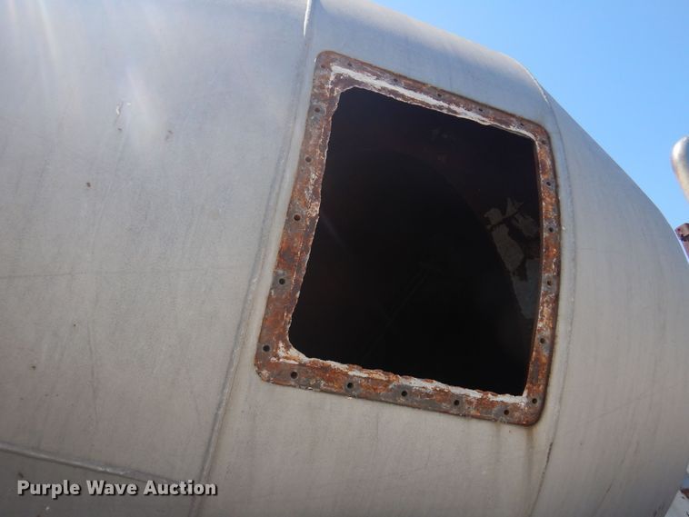 image for item KI9362 1986 Oshkosh  ready mix truck