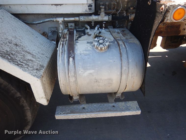 image for item KI9362 1986 Oshkosh  ready mix truck