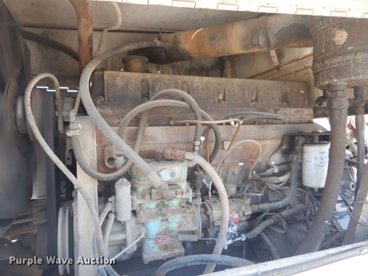 image for item KI9362 1986 Oshkosh  ready mix truck