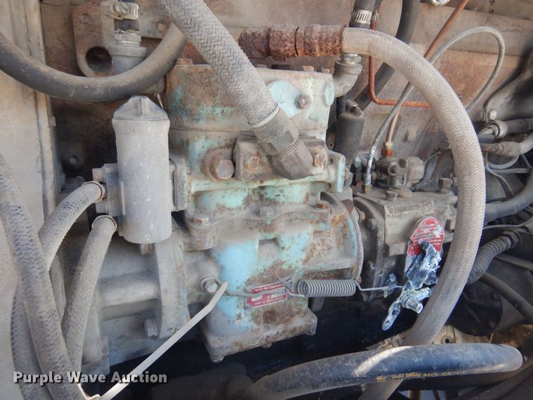 image for item KI9362 1986 Oshkosh  ready mix truck