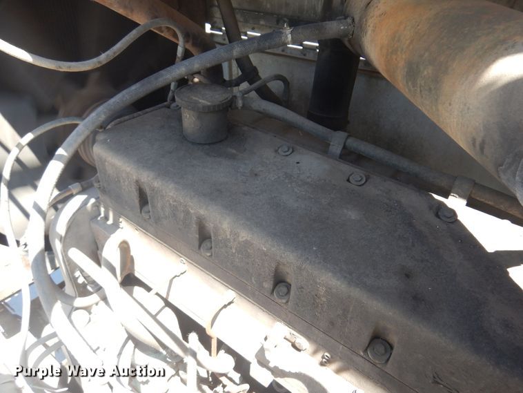 image for item KI9362 1986 Oshkosh  ready mix truck