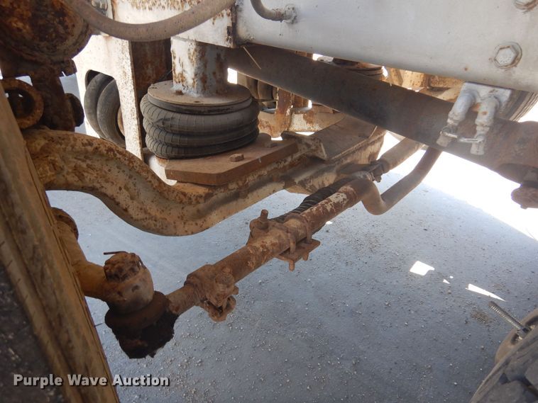 image for item KI9362 1986 Oshkosh  ready mix truck