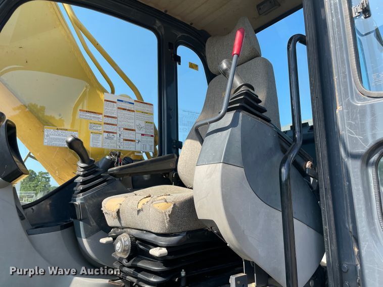 image for item KJ9730 2010 Kobelco SK260-8  excavator