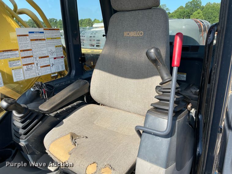 image for item KJ9730 2010 Kobelco SK260-8  excavator