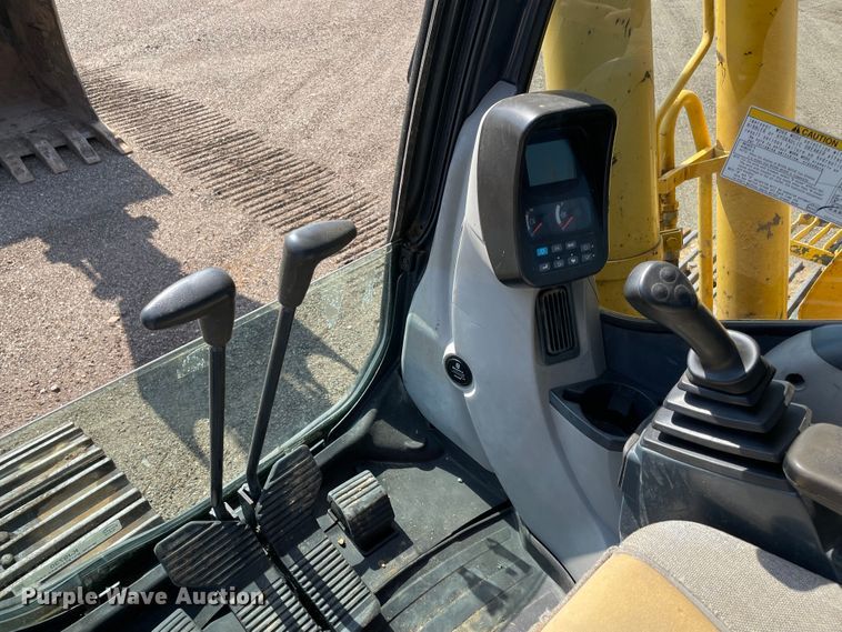 image for item KJ9730 2010 Kobelco SK260-8  excavator