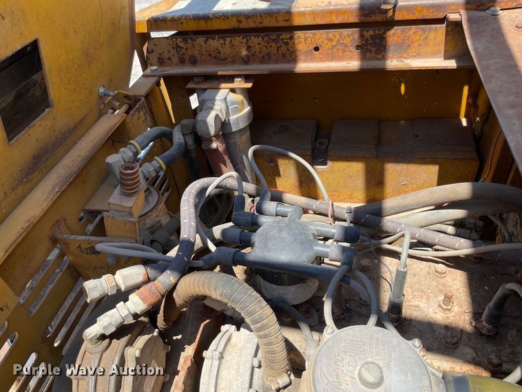 image for item KJ9752 Allis-Chalmers ACC600PS  forklift