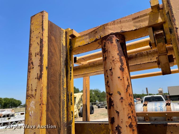 image for item KJ9752 Allis-Chalmers ACC600PS  forklift