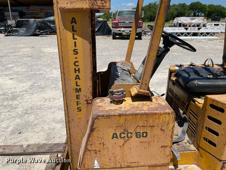 image for item KJ9752 Allis-Chalmers ACC600PS  forklift