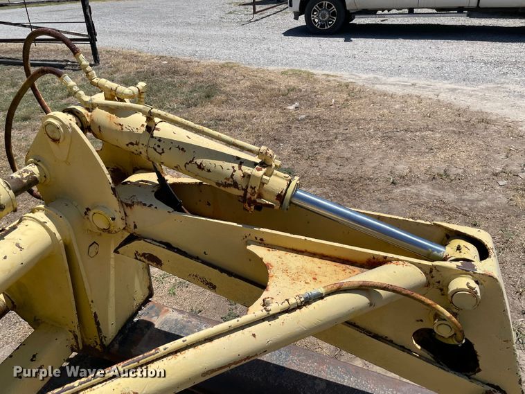 image for item KJ9753 Pettibone 154-B  material handler