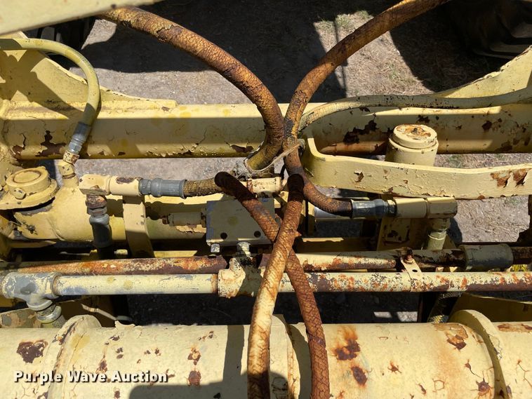 image for item KJ9753 Pettibone 154-B  material handler