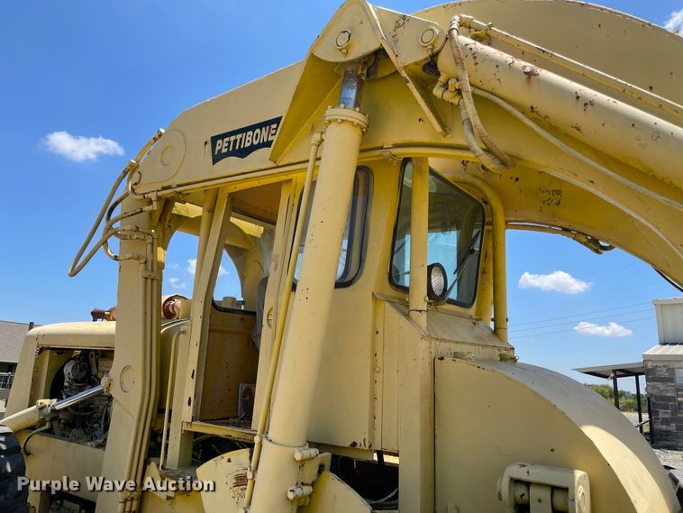 image for item KJ9753 Pettibone 154-B  material handler