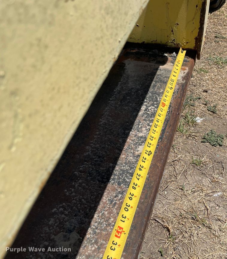 image for item KJ9753 Pettibone 154-B  material handler