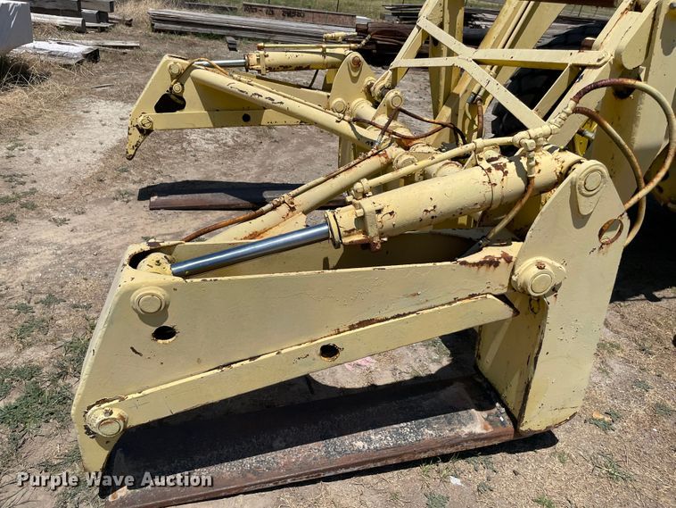 image for item KJ9753 Pettibone 154-B  material handler