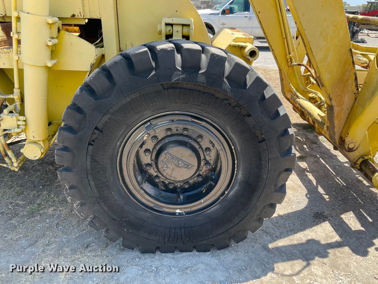 image for item KJ9753 Pettibone 154-B  material handler