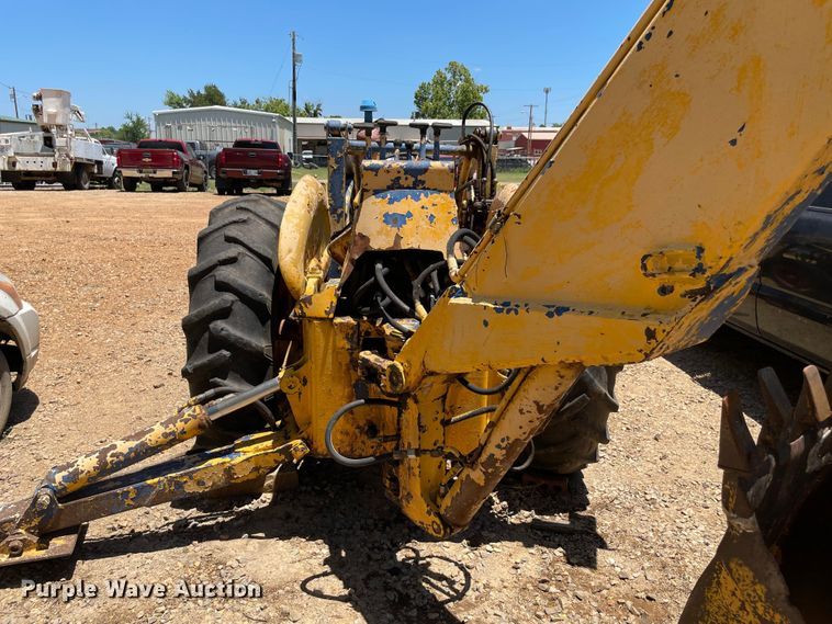 image for item KJ9782 Ford 4000  backhoe