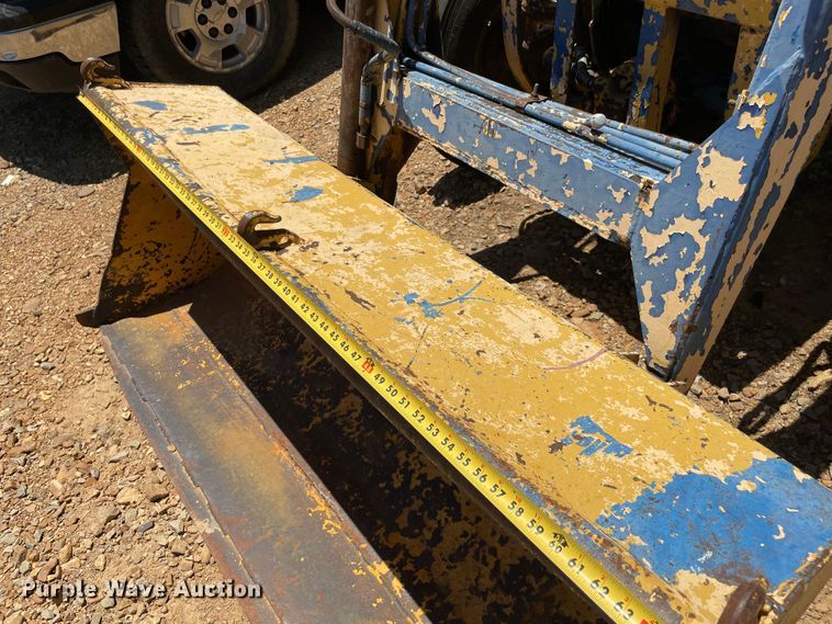 image for item KJ9782 Ford 4000  backhoe