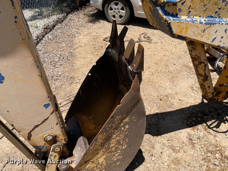 image for item KJ9782 Ford 4000  backhoe