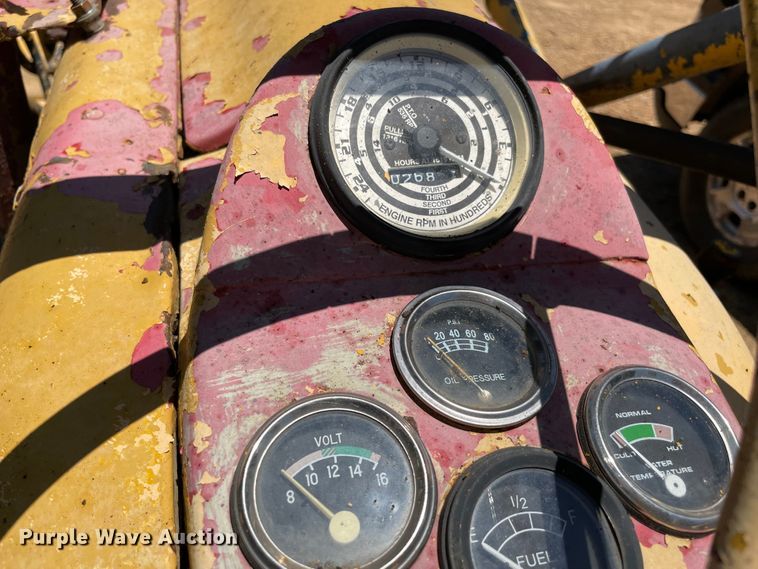 image for item KJ9782 Ford 4000  backhoe