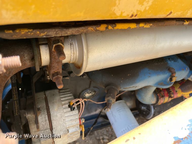 image for item KJ9782 Ford 4000  backhoe