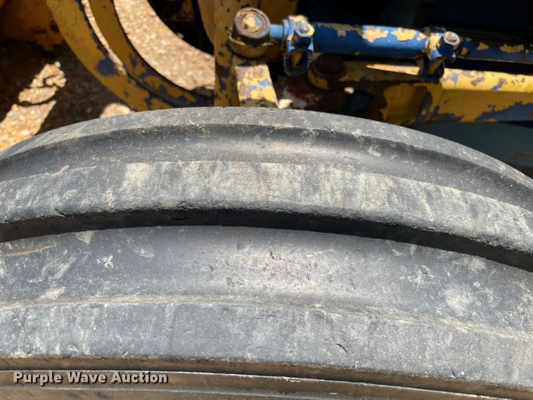 image for item KJ9782 Ford 4000  backhoe