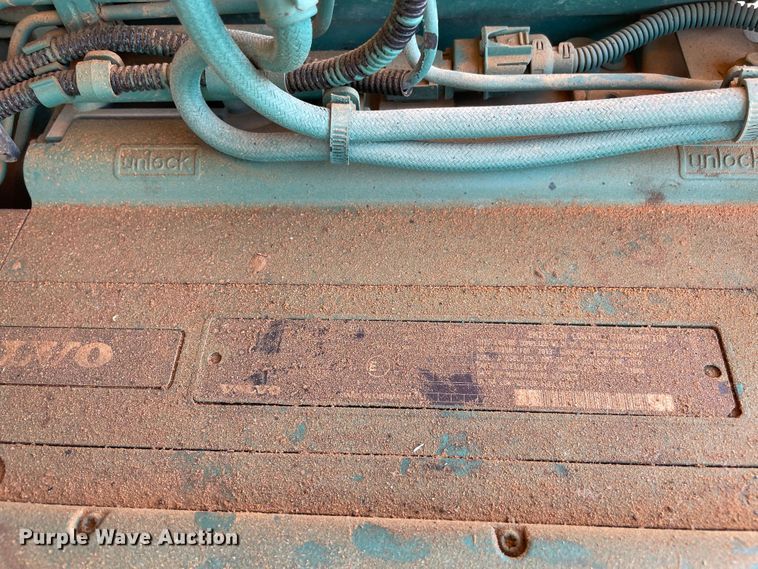 image for item KJ9791 Volvo SD115  single drum vibratory roller