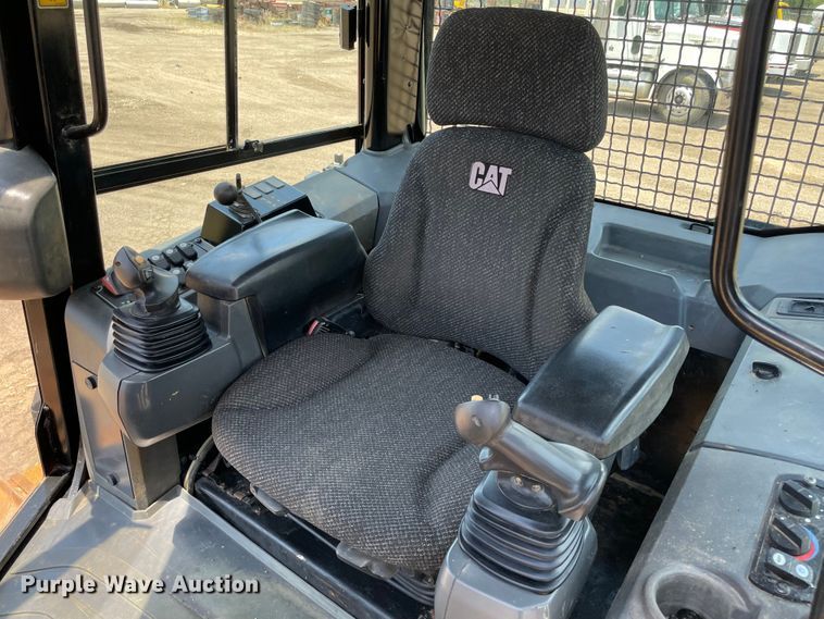 image for item KJ9792 2013 Caterpillar D6K  dozer