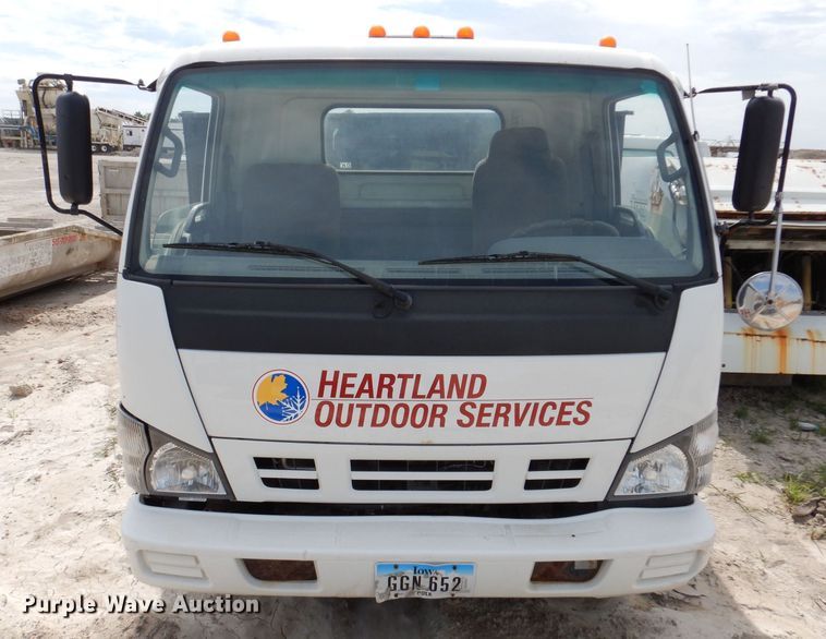 image for item KN9813 2006 Isuzu NPR  dump truck