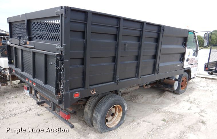 image for item KN9813 2006 Isuzu NPR  dump truck