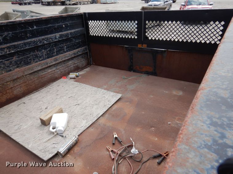 image for item KN9813 2006 Isuzu NPR  dump truck