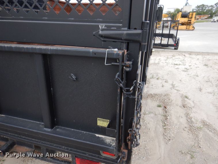 image for item KN9813 2006 Isuzu NPR  dump truck