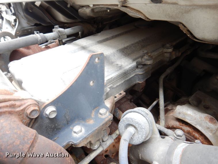 image for item KN9813 2006 Isuzu NPR  dump truck