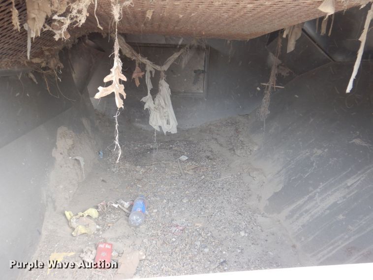 image for item KN9814 2016 Isuzu NPR  street sweeper truck